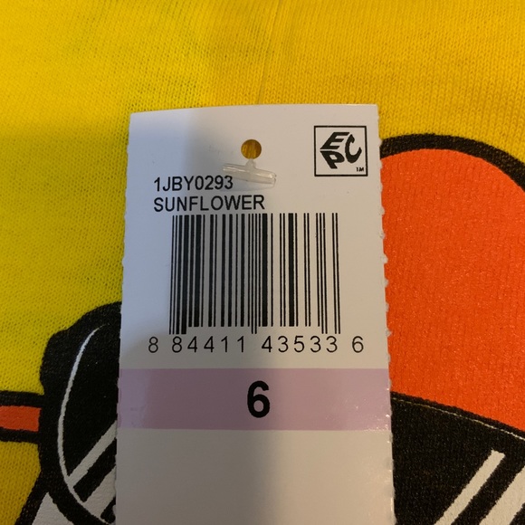 Hot Dog Laid Back Lounge Chair Shirt Yellow Jem - Picture 2 of 3